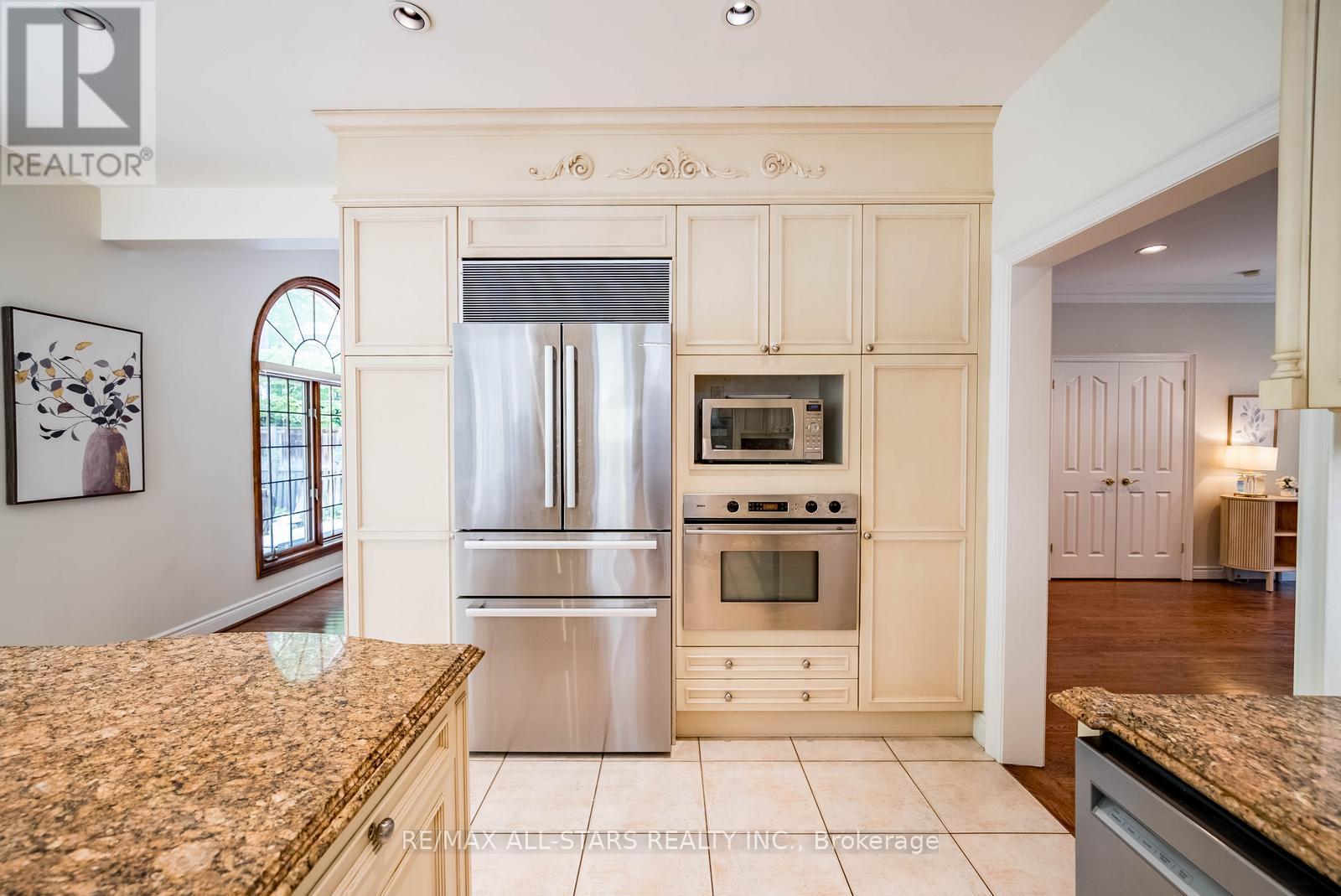 41 DEEPWOOD CRESCENT - 14