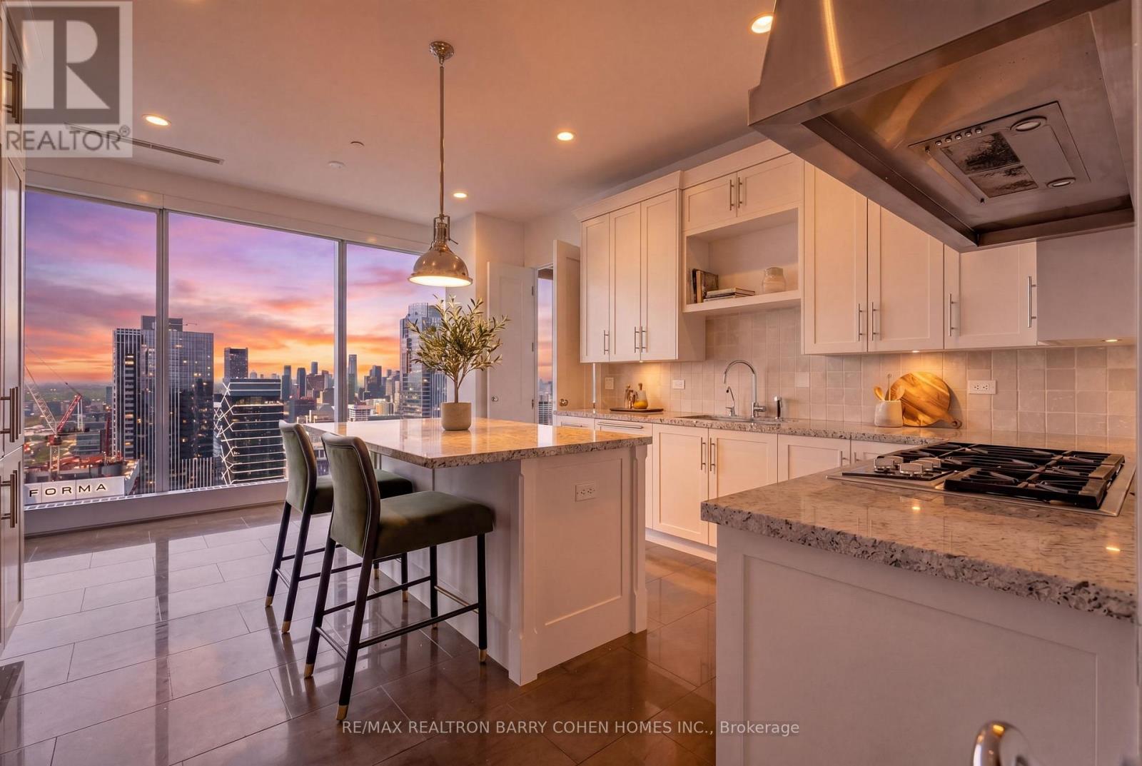 #4502 183 WELLINGTON STREET W - 25