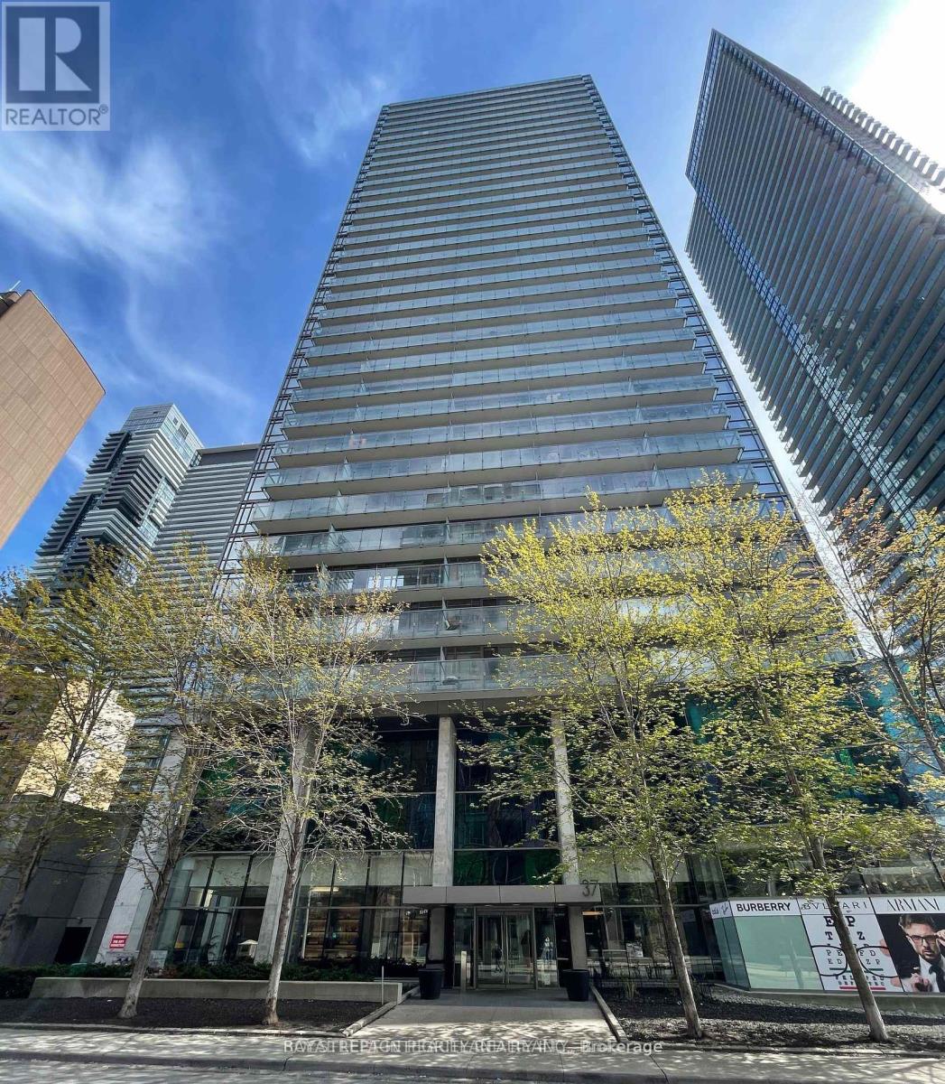 Listing photo of 1110 - 37 GROSVENOR STREET