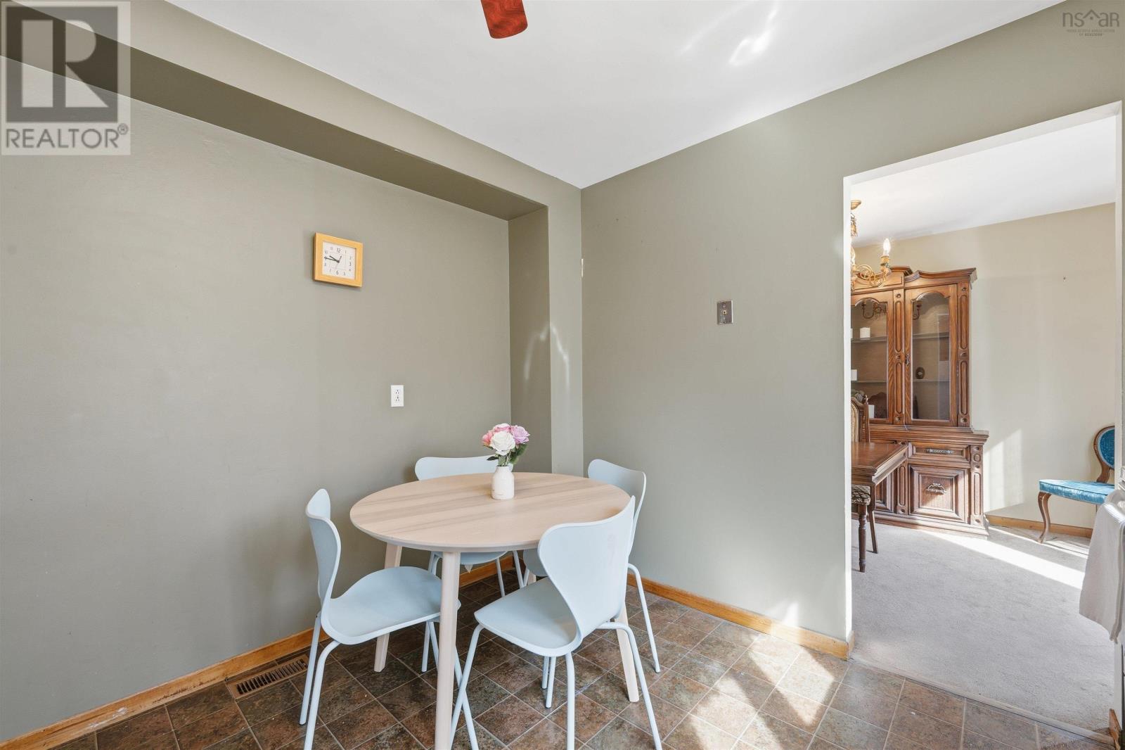 4 Dunrobin Drive - 16