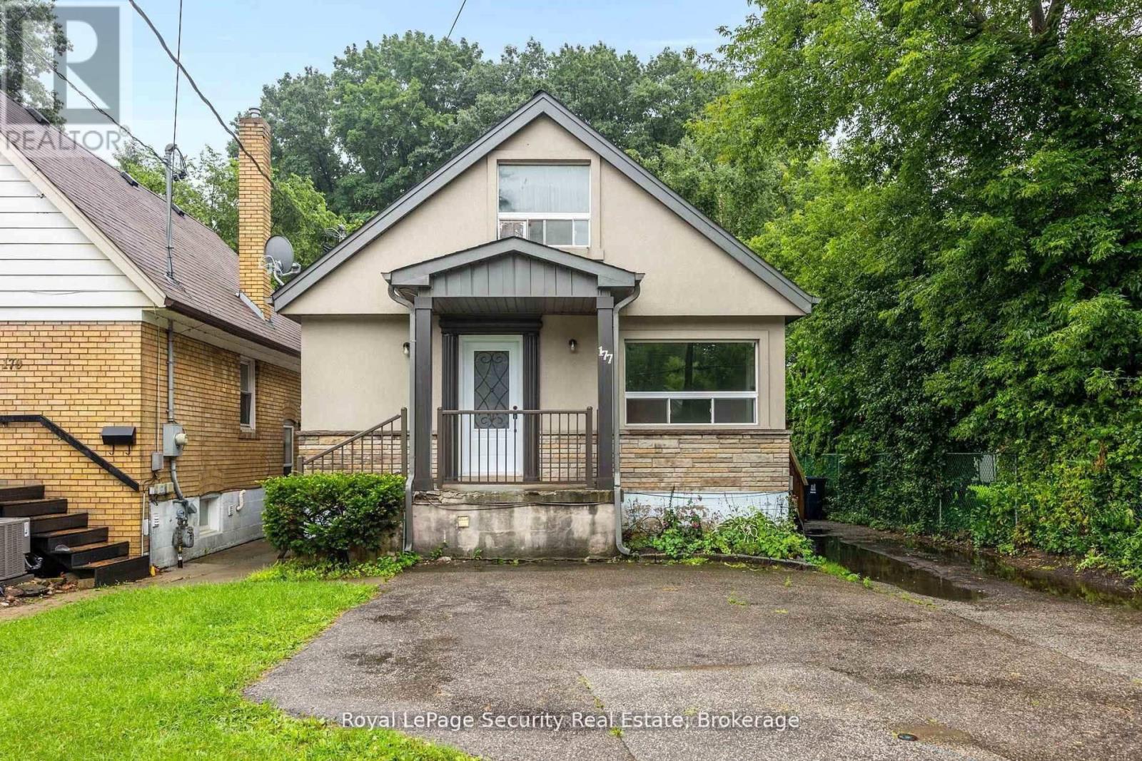 Listing photo of 177 CLONMORE DRIVE