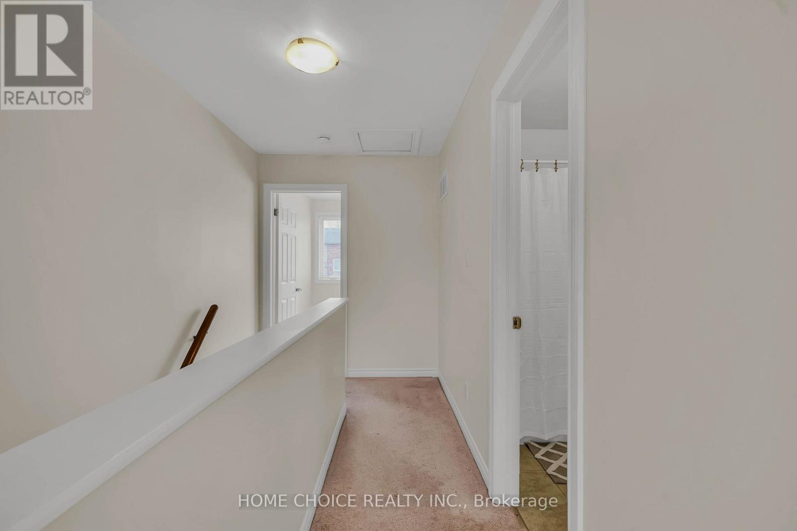 #121 10 FAIRWOOD CRESCENT - 14