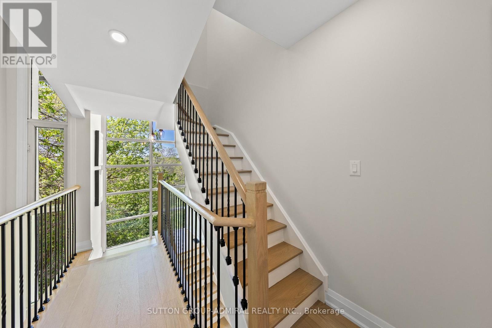 35 BEECHWOOD DRIVE - 35