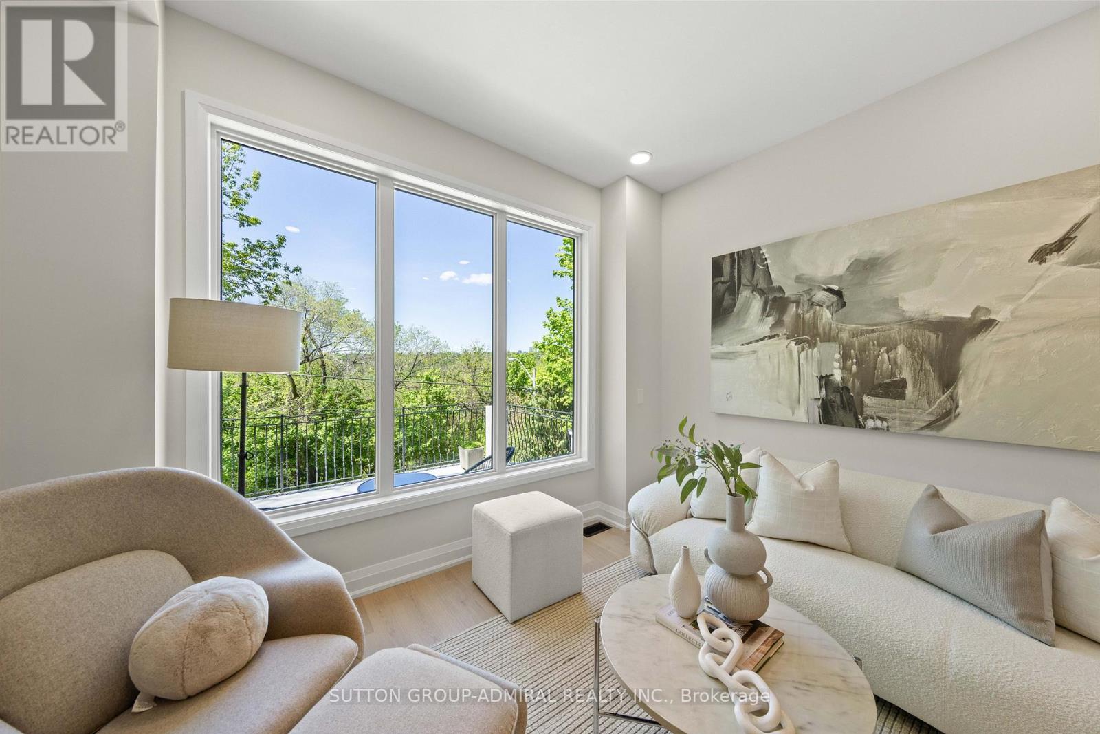 35 BEECHWOOD DRIVE - 11
