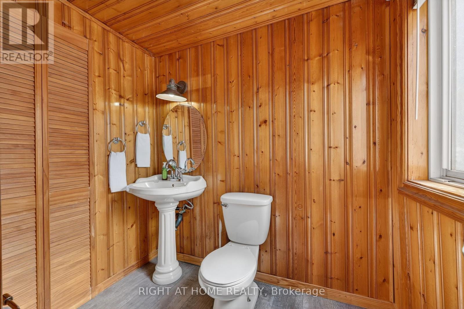 246 CALFORD STREET - 32