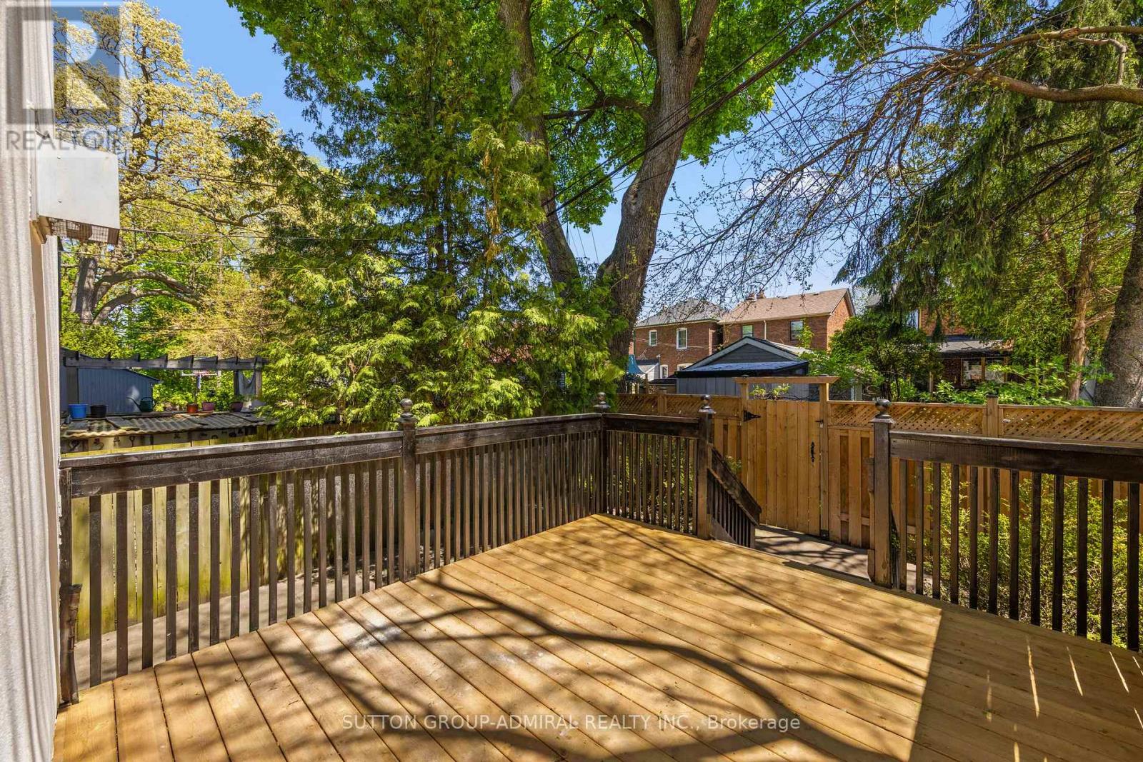 35 BEECHWOOD DRIVE - 43