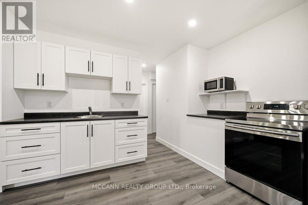 124 SCARBORO CRESCENT - 9