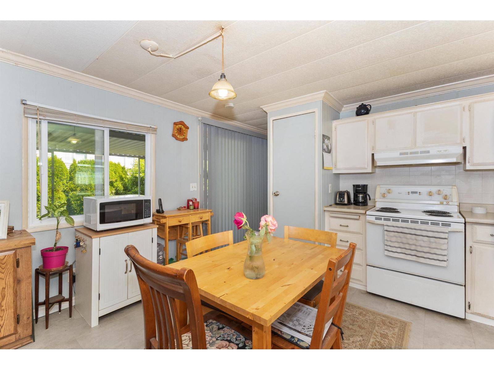 9 27111 0 AVENUE, Langley
