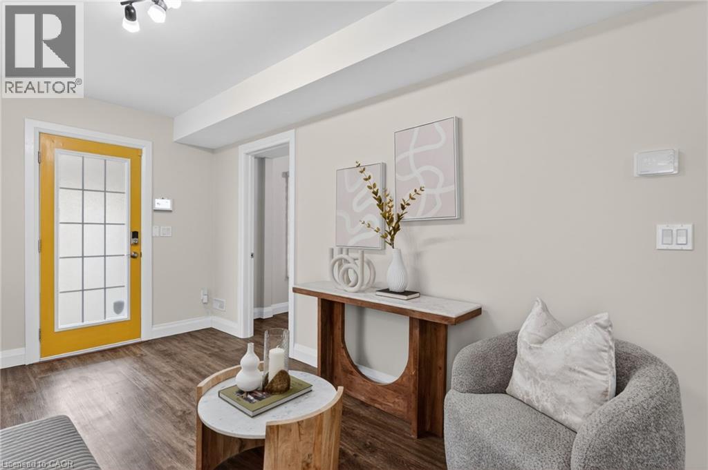 55 MERRITT Street - 31
