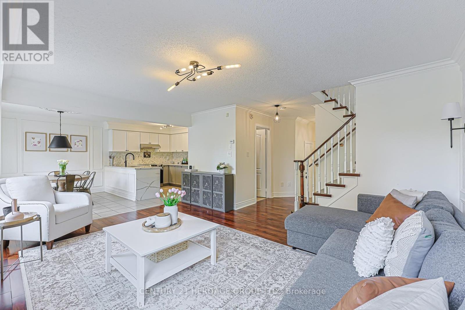 996 OAKTREE CRESCENT - 10