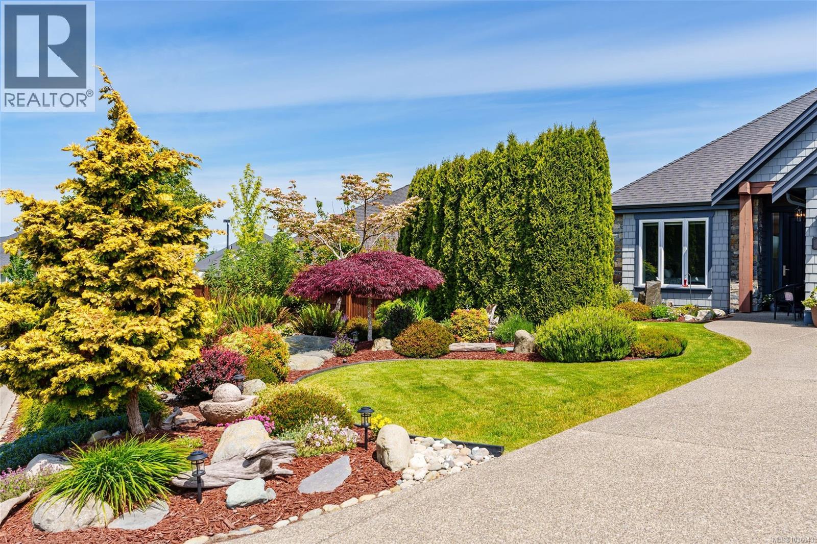 694 Lowry's Rd, French Creek
