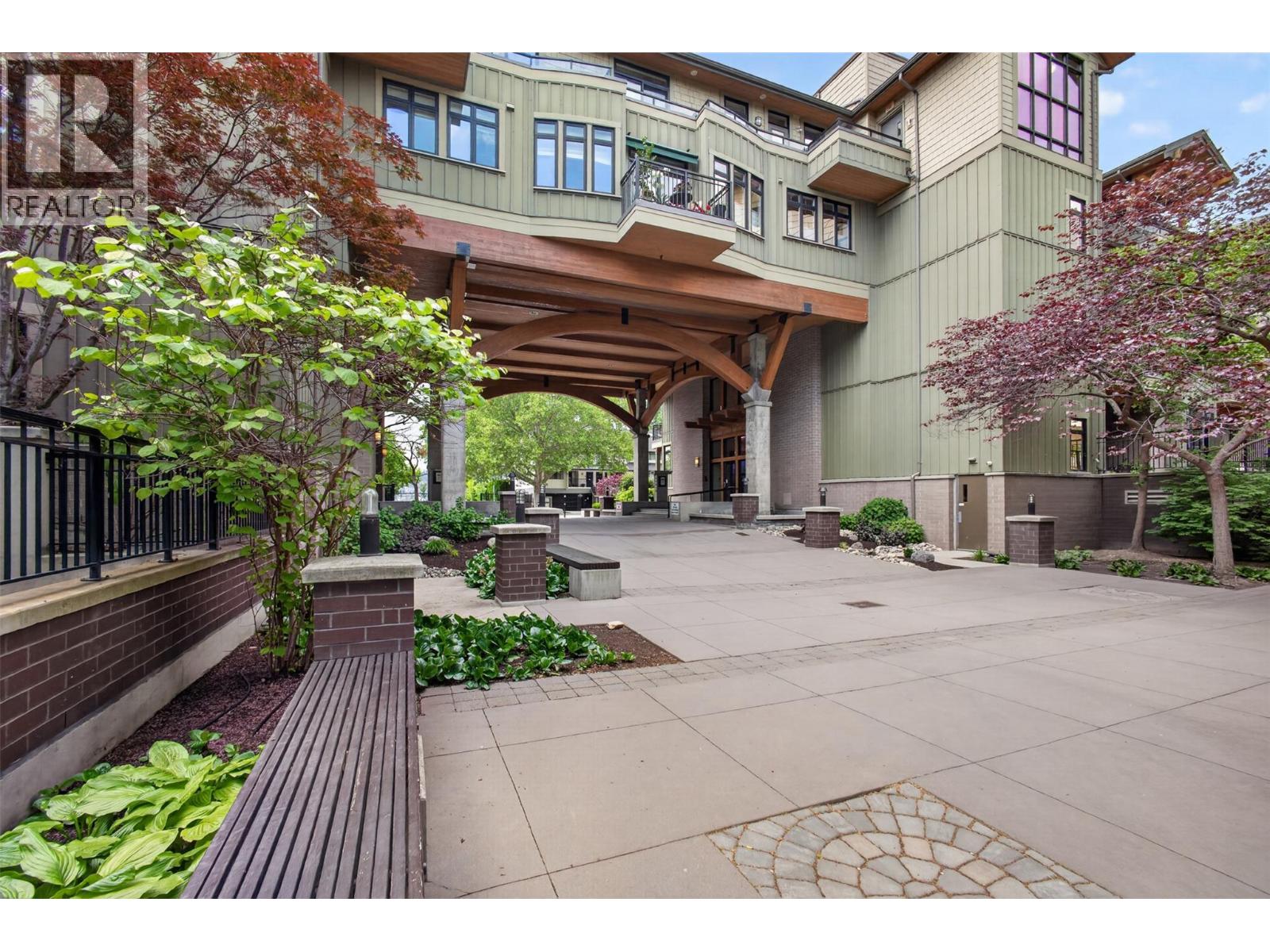 101 2901 Abbott Street, Kelowna