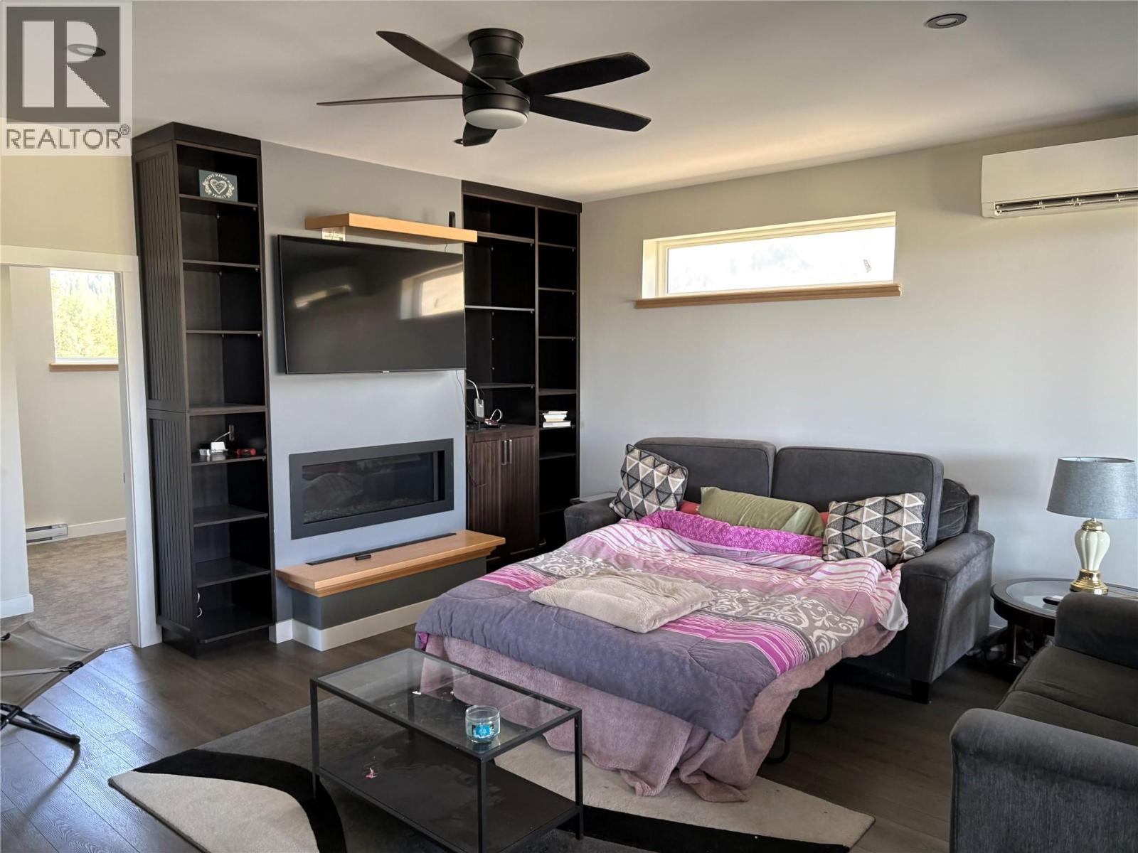 148 Garnet Way - 6