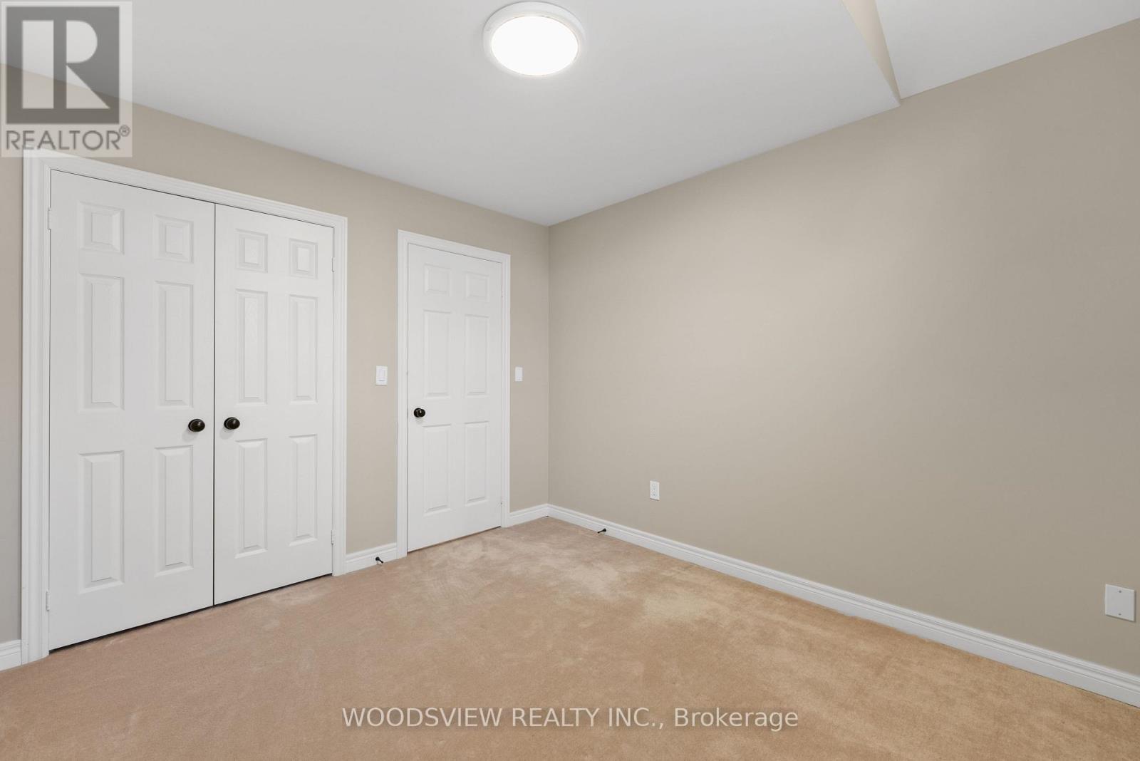 19 WESLOCK CRESCENT - 29