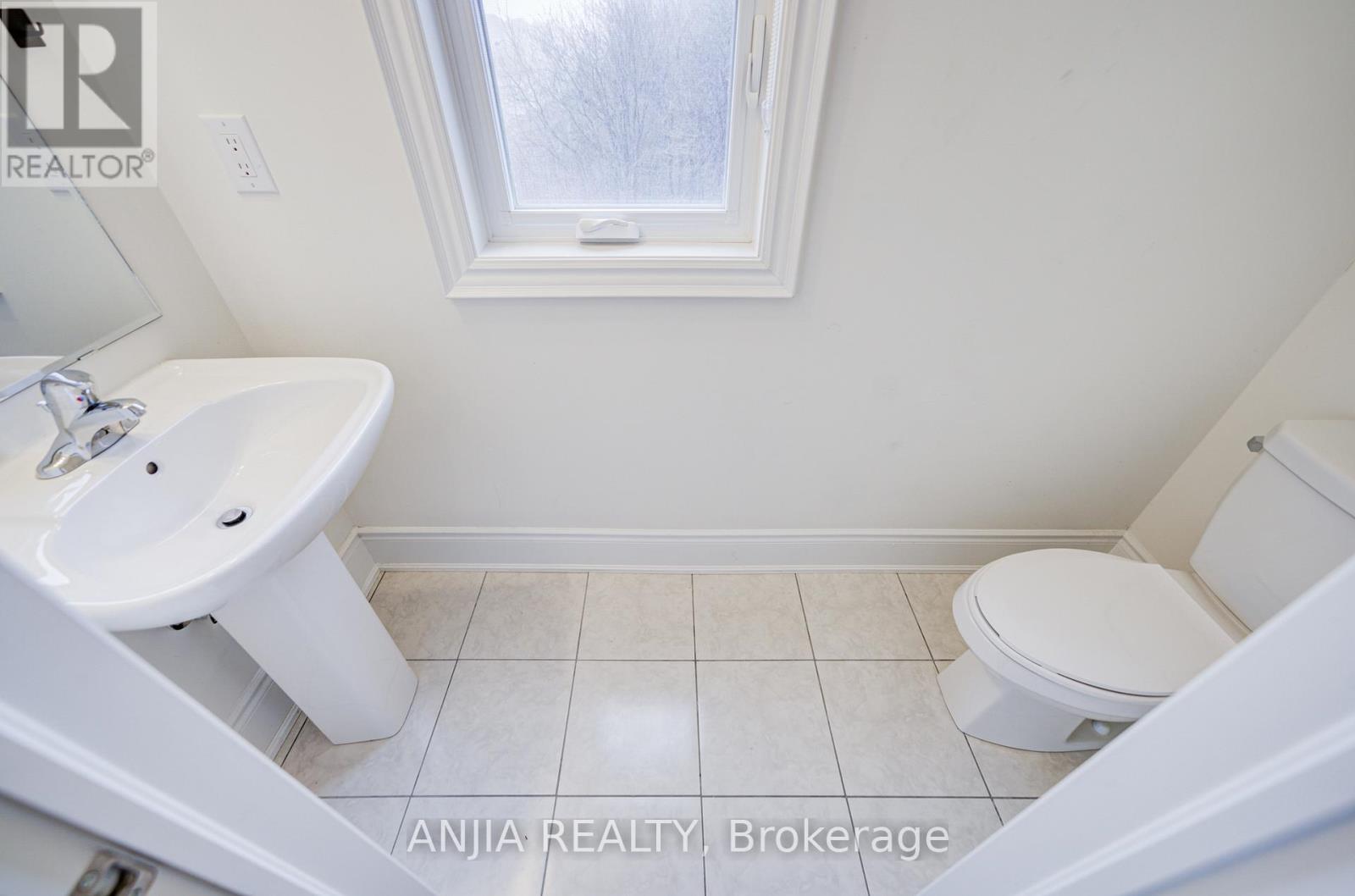 329 SWAN PARK ROAD - 13
