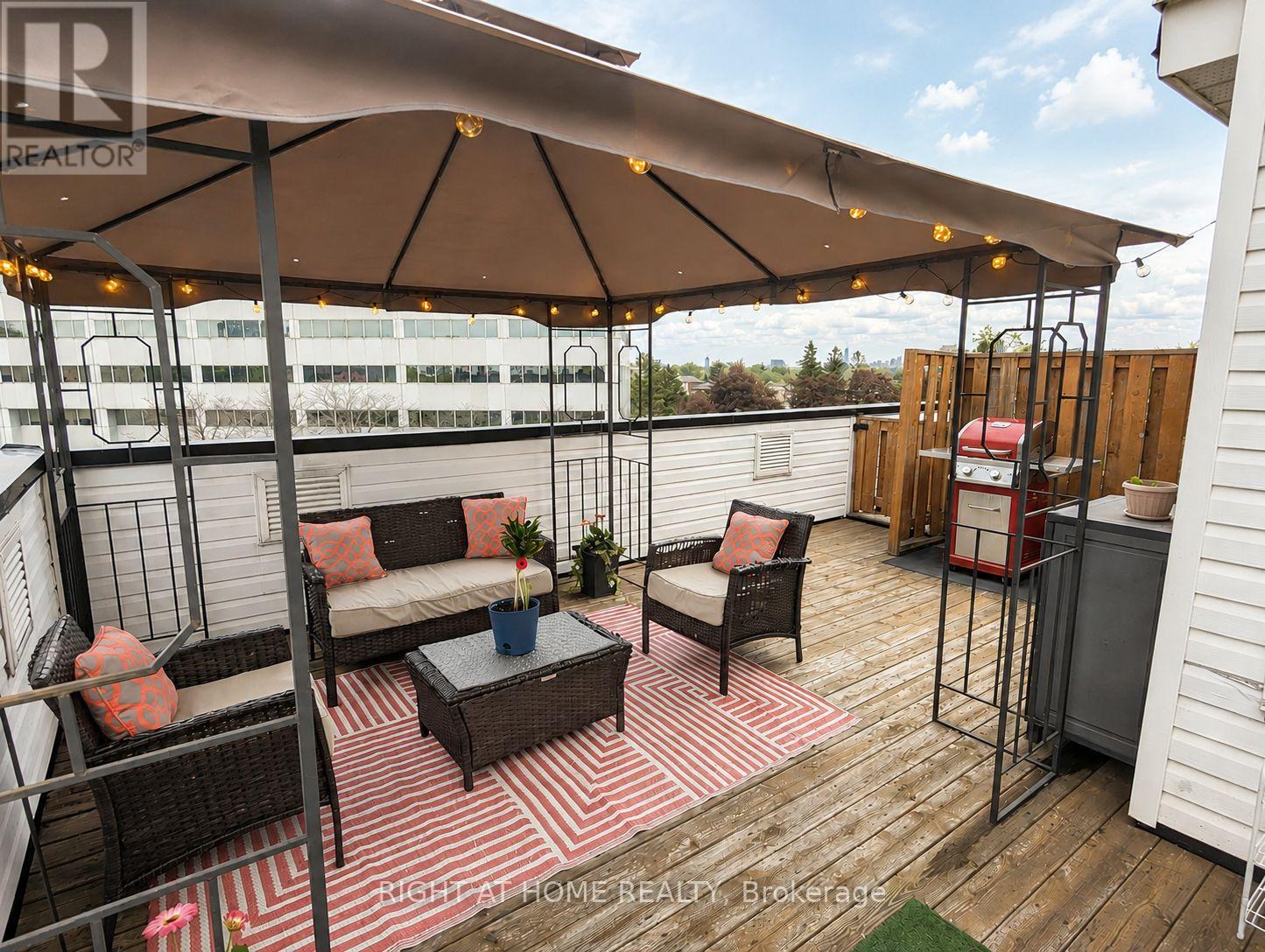 #221 760 LAWRENCE AVENUE W - 20