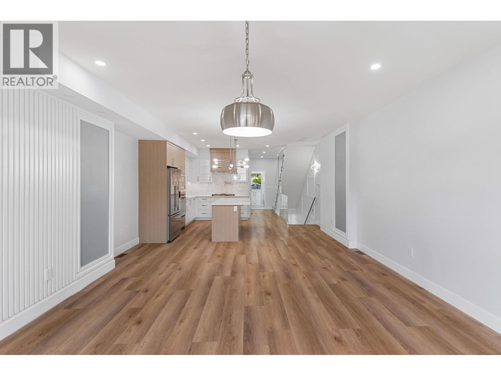  4565 Gordon Drive, Kelowna
