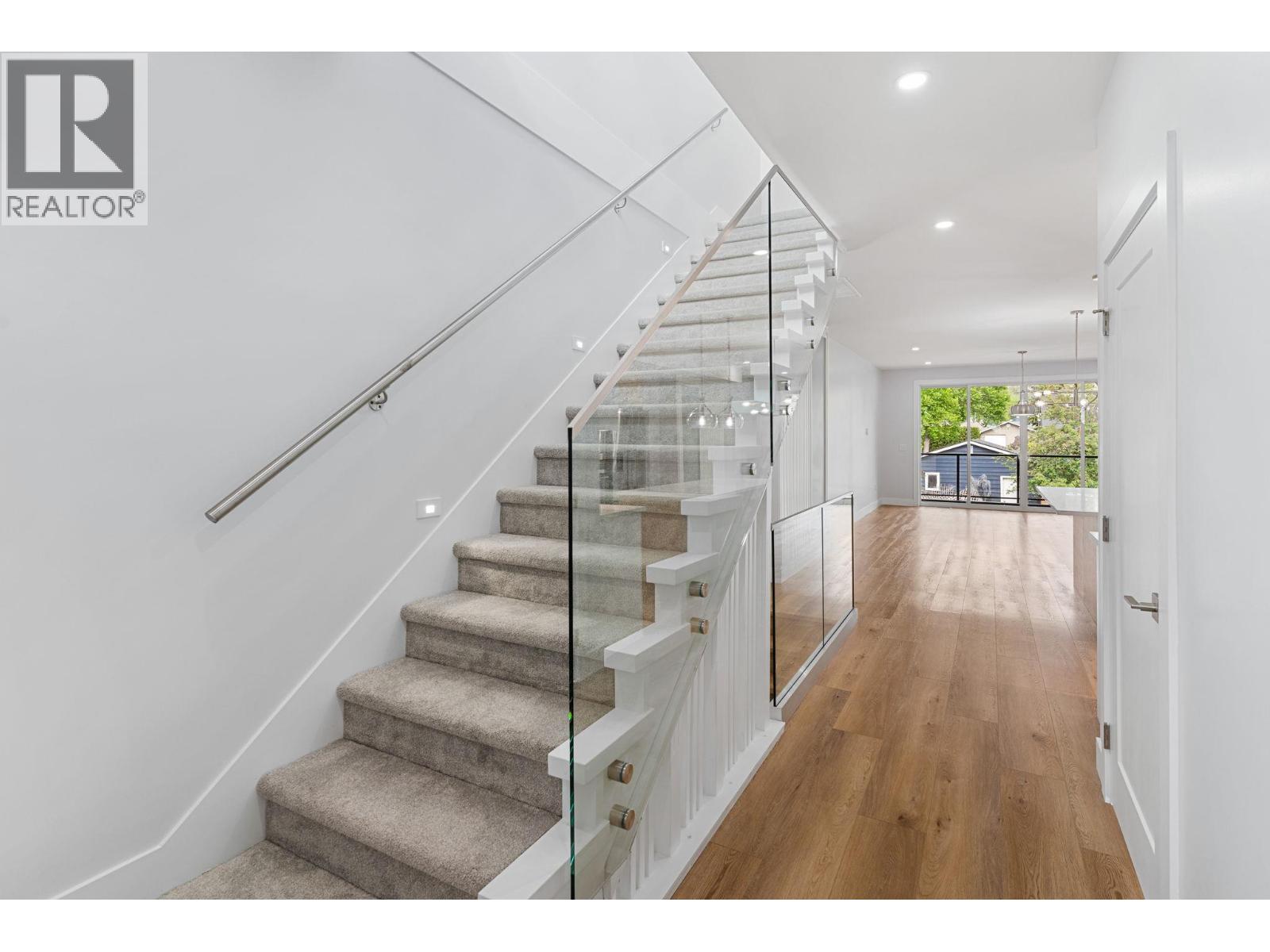  4565 Gordon Drive, Kelowna