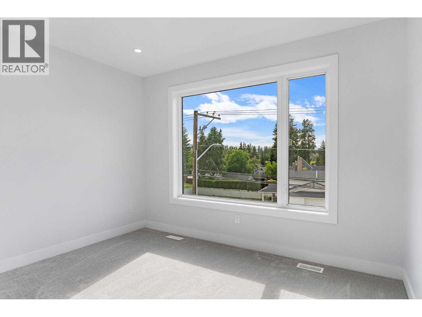  4565 Gordon Drive, Kelowna