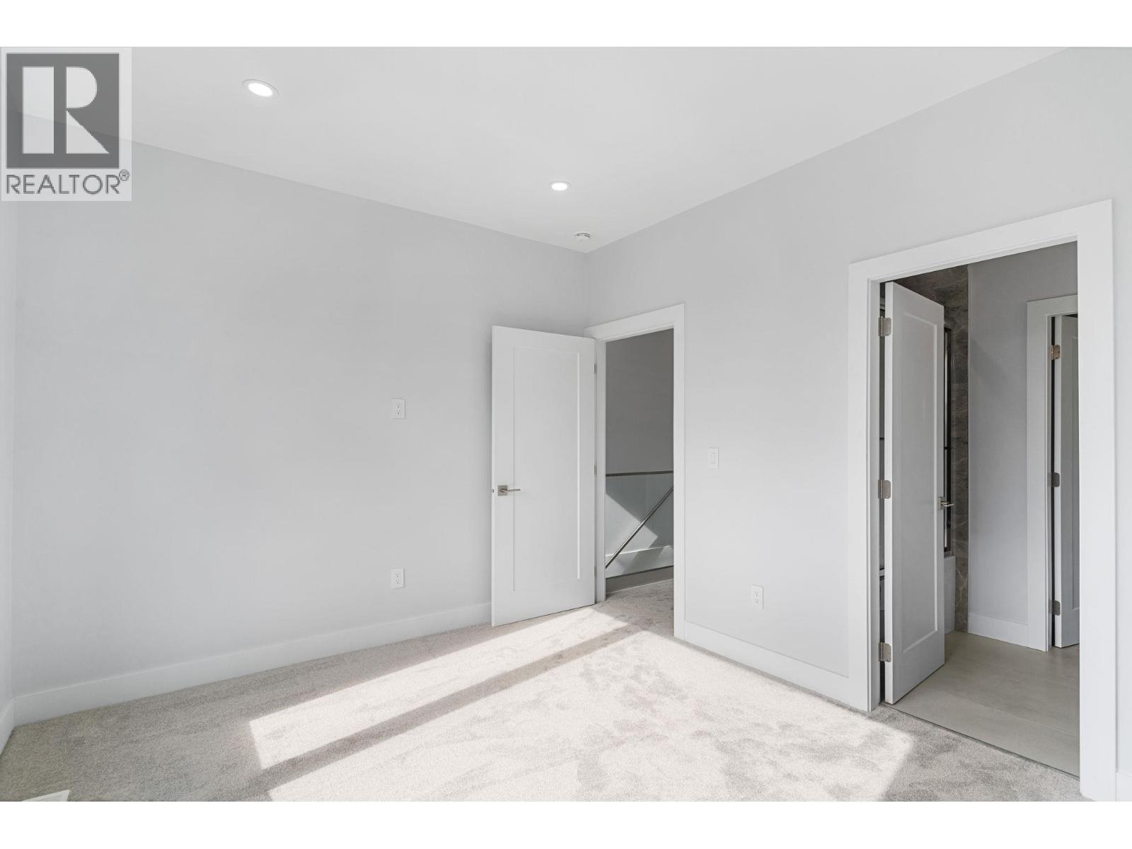  4565 Gordon Drive, Kelowna