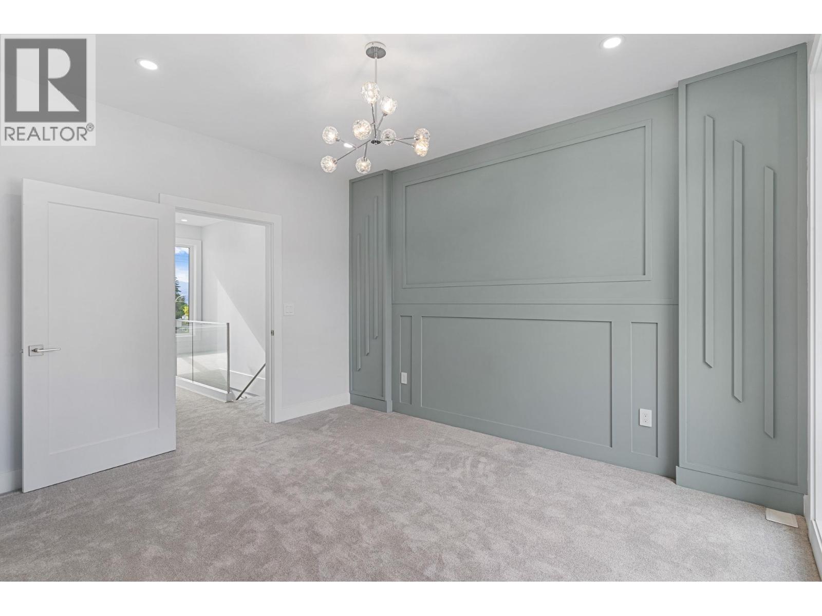  4565 Gordon Drive, Kelowna