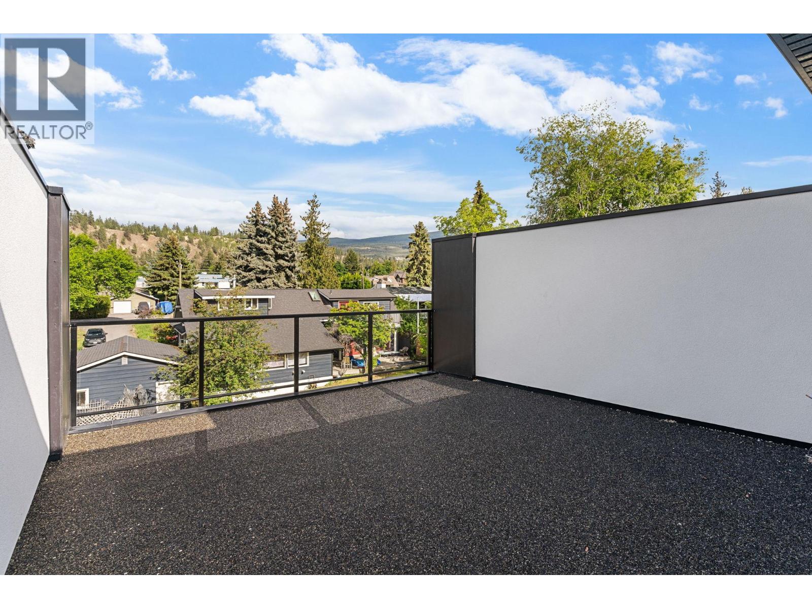  4565 Gordon Drive, Kelowna