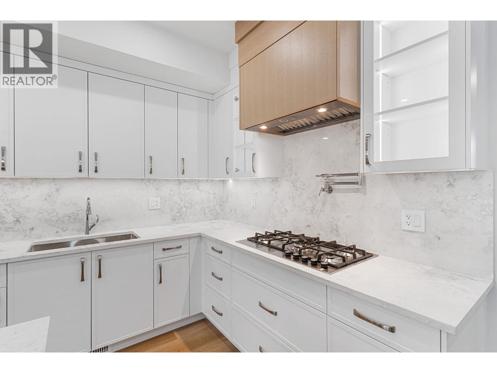  4565 Gordon Drive, Kelowna