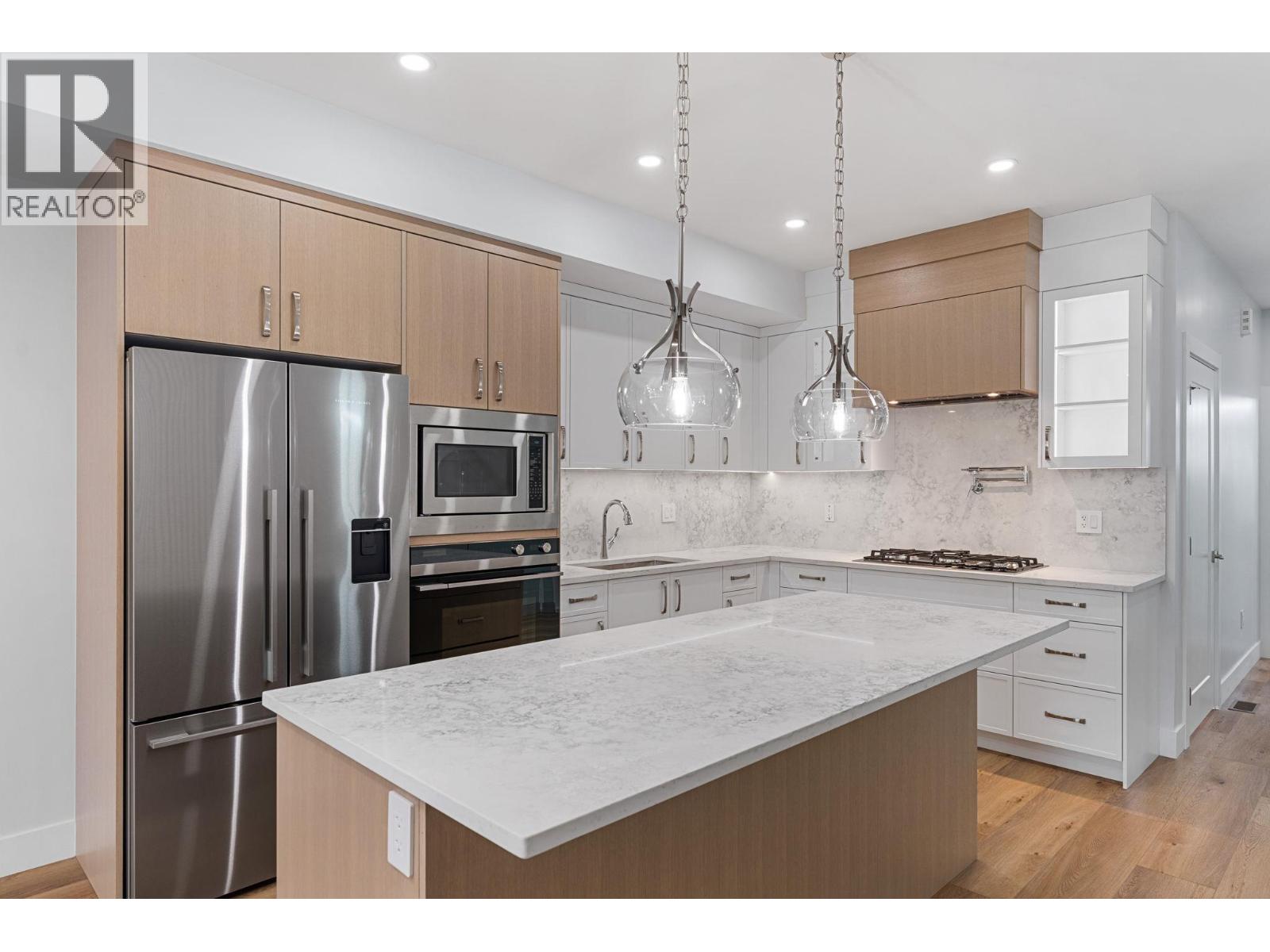  4565 Gordon Drive, Kelowna