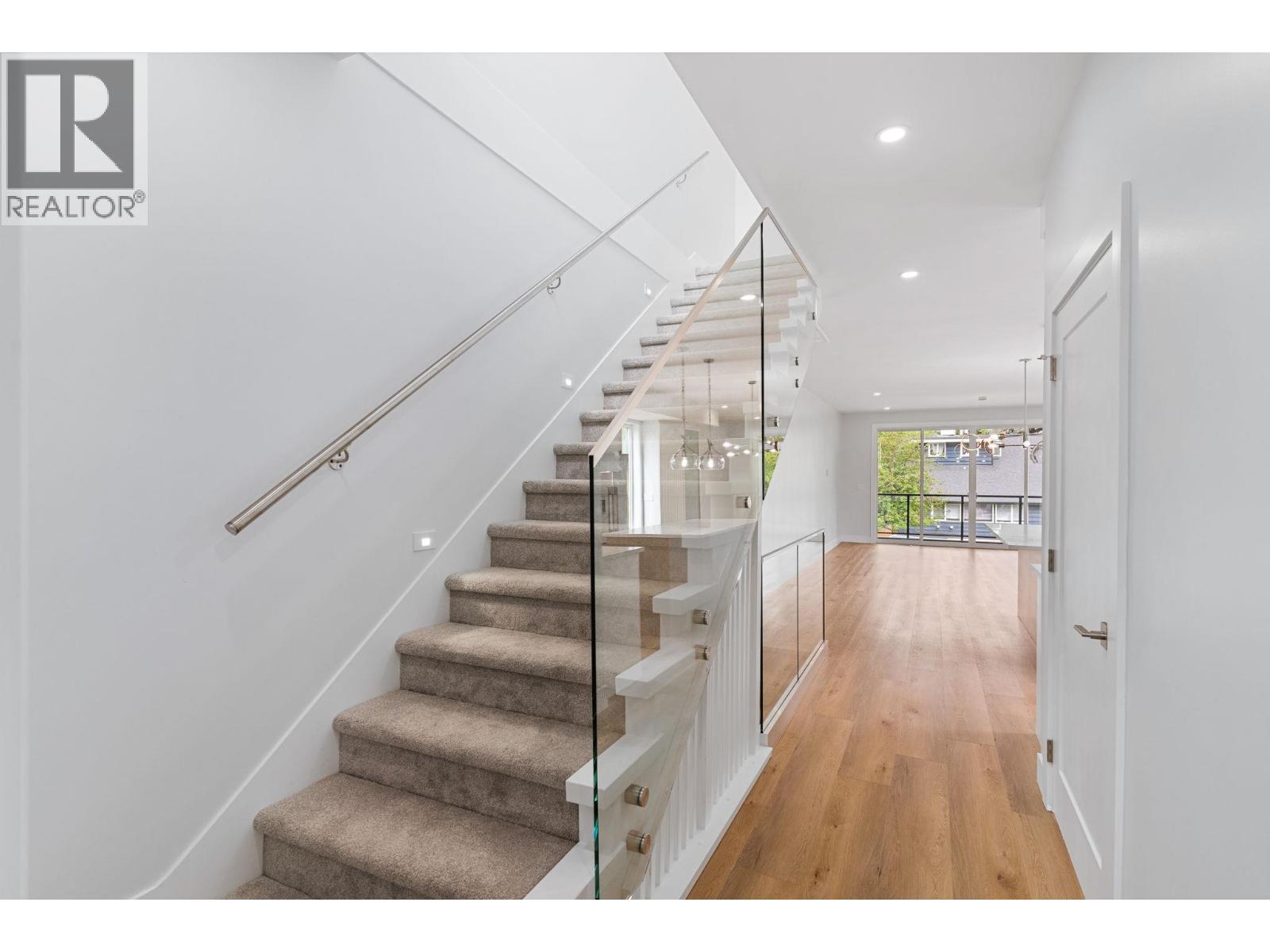 4567 Gordon Drive, Kelowna