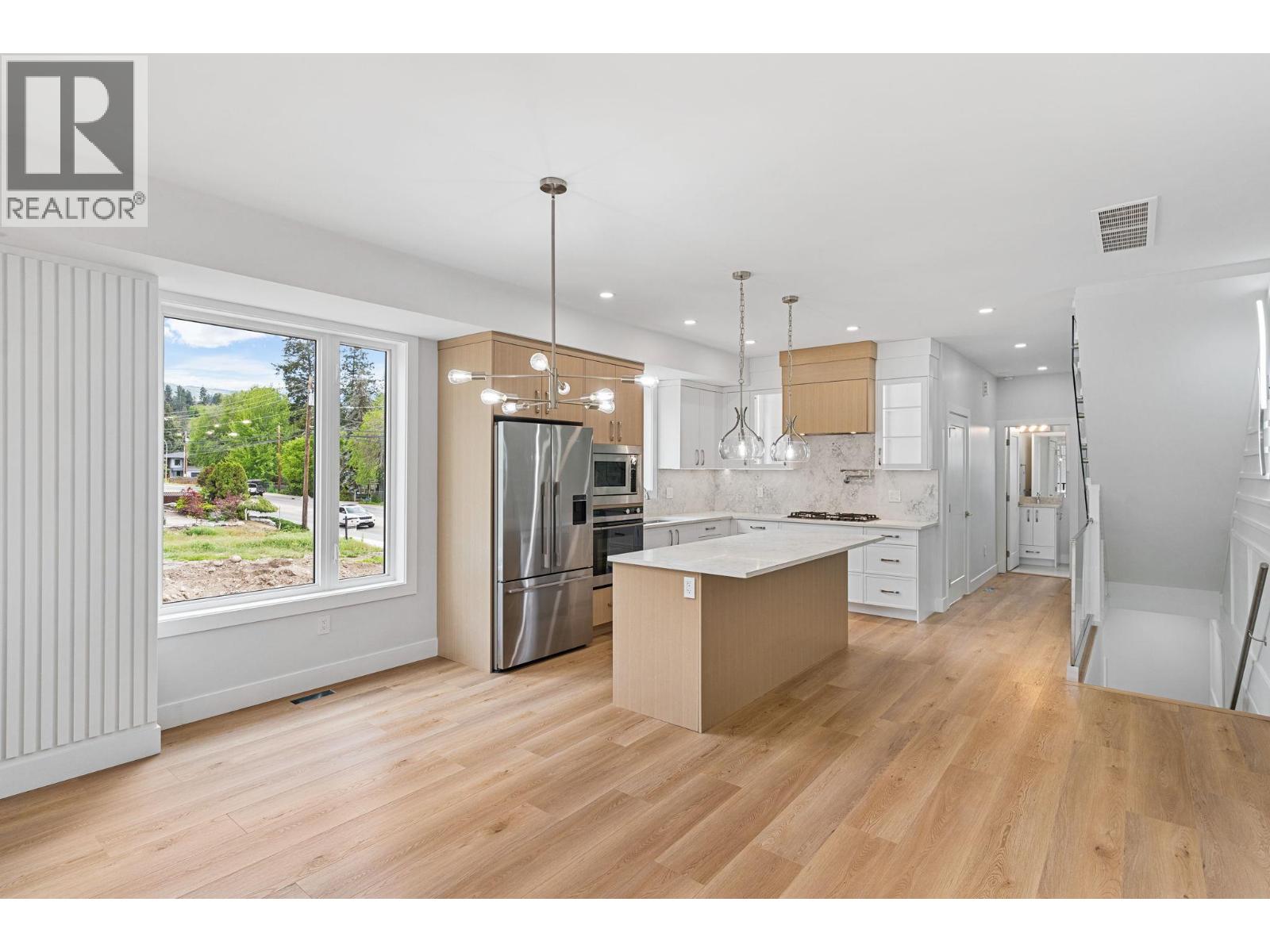  4567 Gordon Drive, Kelowna