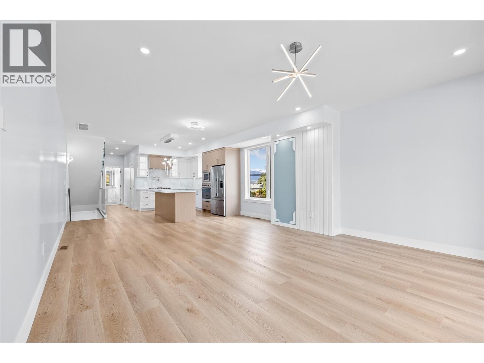  4563 Gordon Drive, Kelowna