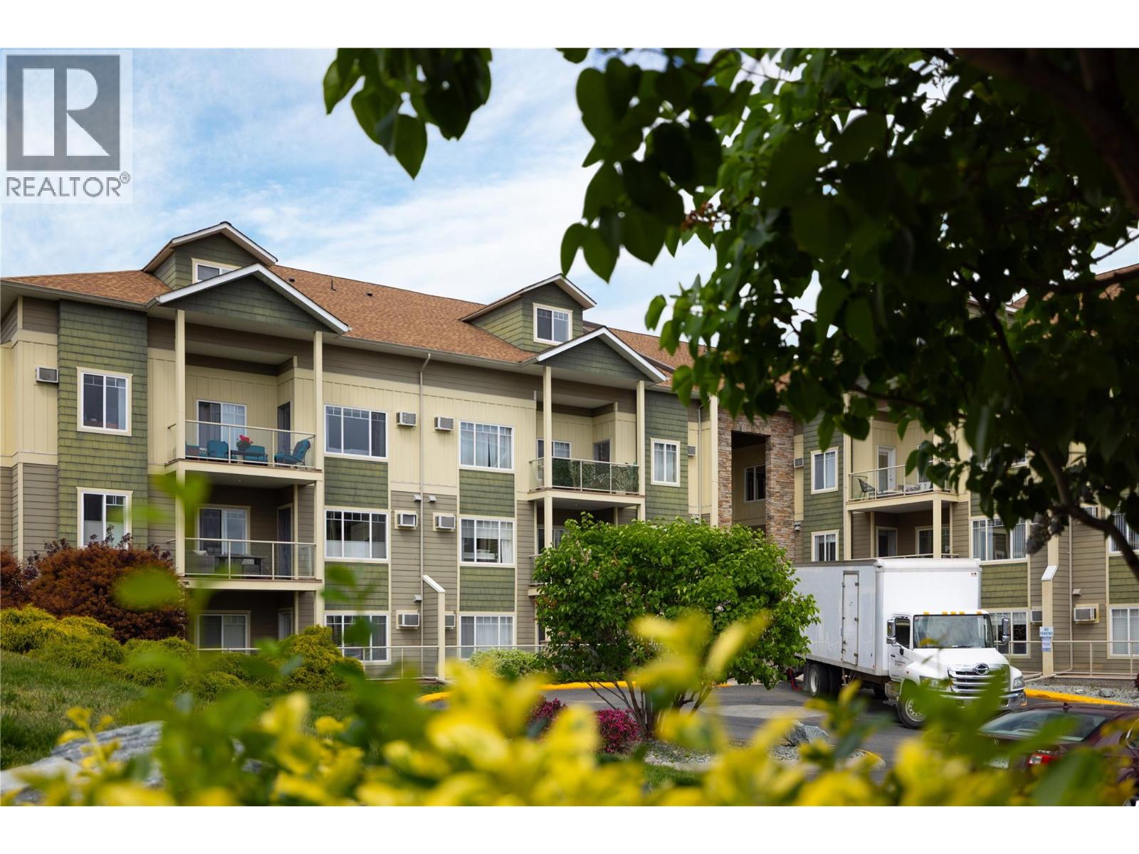 108 2120 Shannon Ridge Drive, West Kelowna