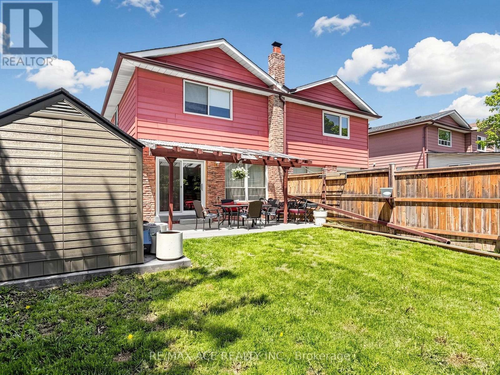 922 STAINTON DRIVE - 36