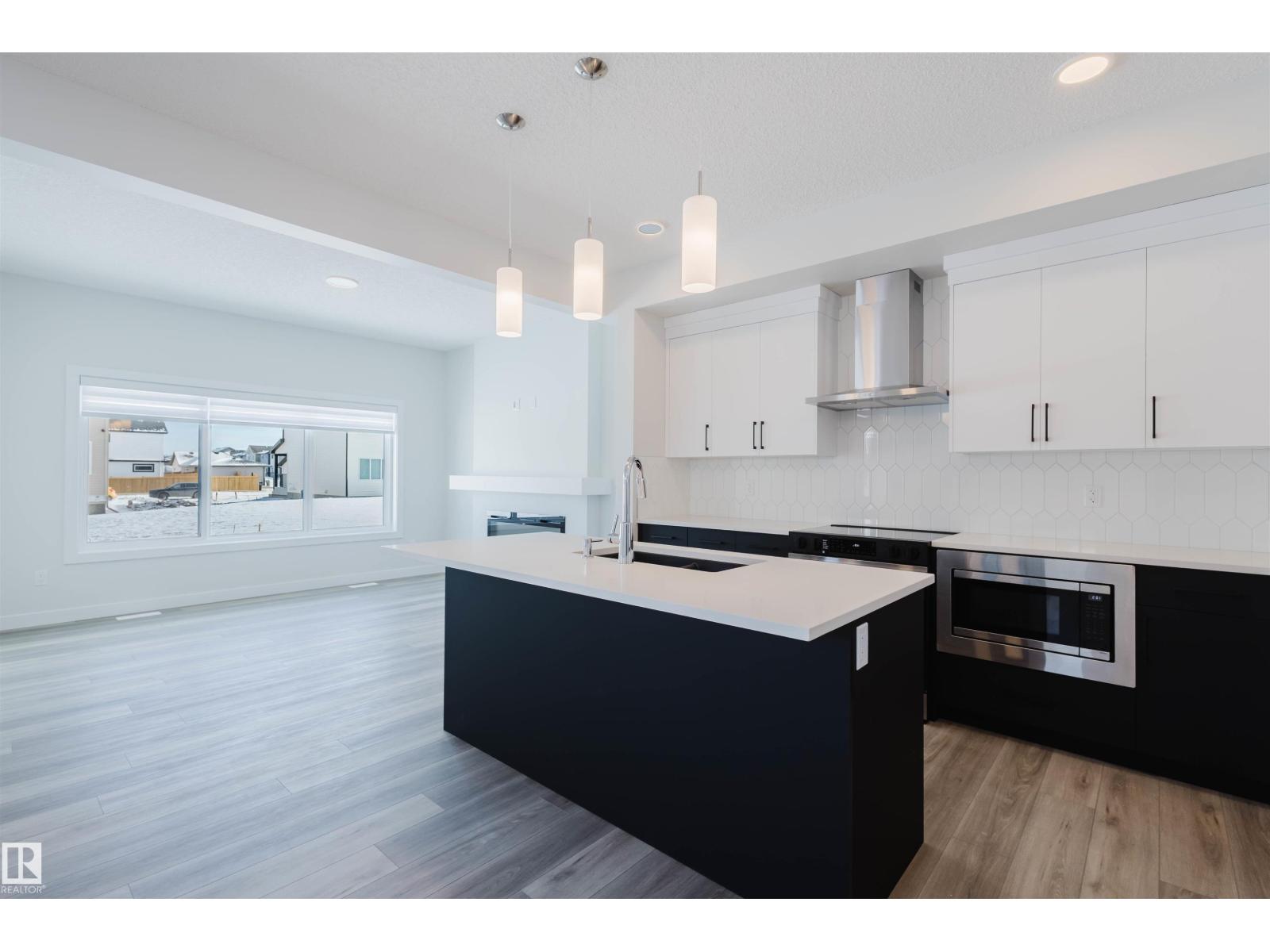 2831 191 ST NW - 18