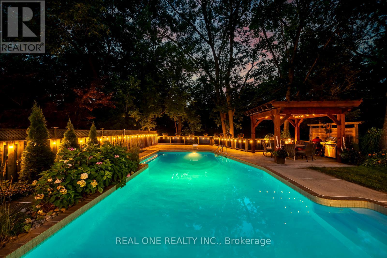 1005 FAIR BIRCH DRIVE - 44