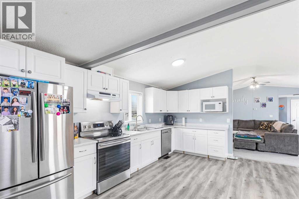 9602 112 Avenue - photo 2