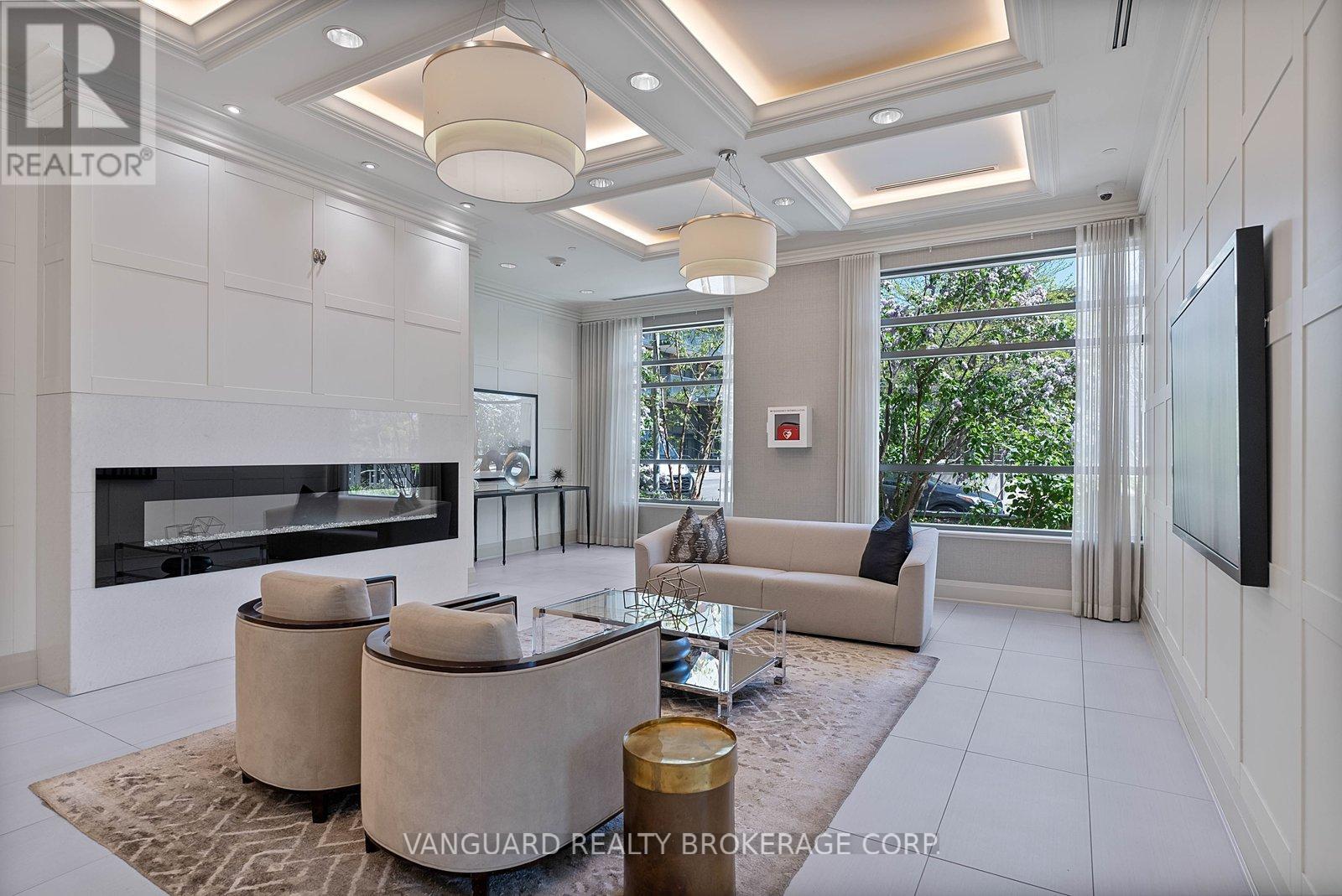 #1404 25 FONTENAY COURT - 6