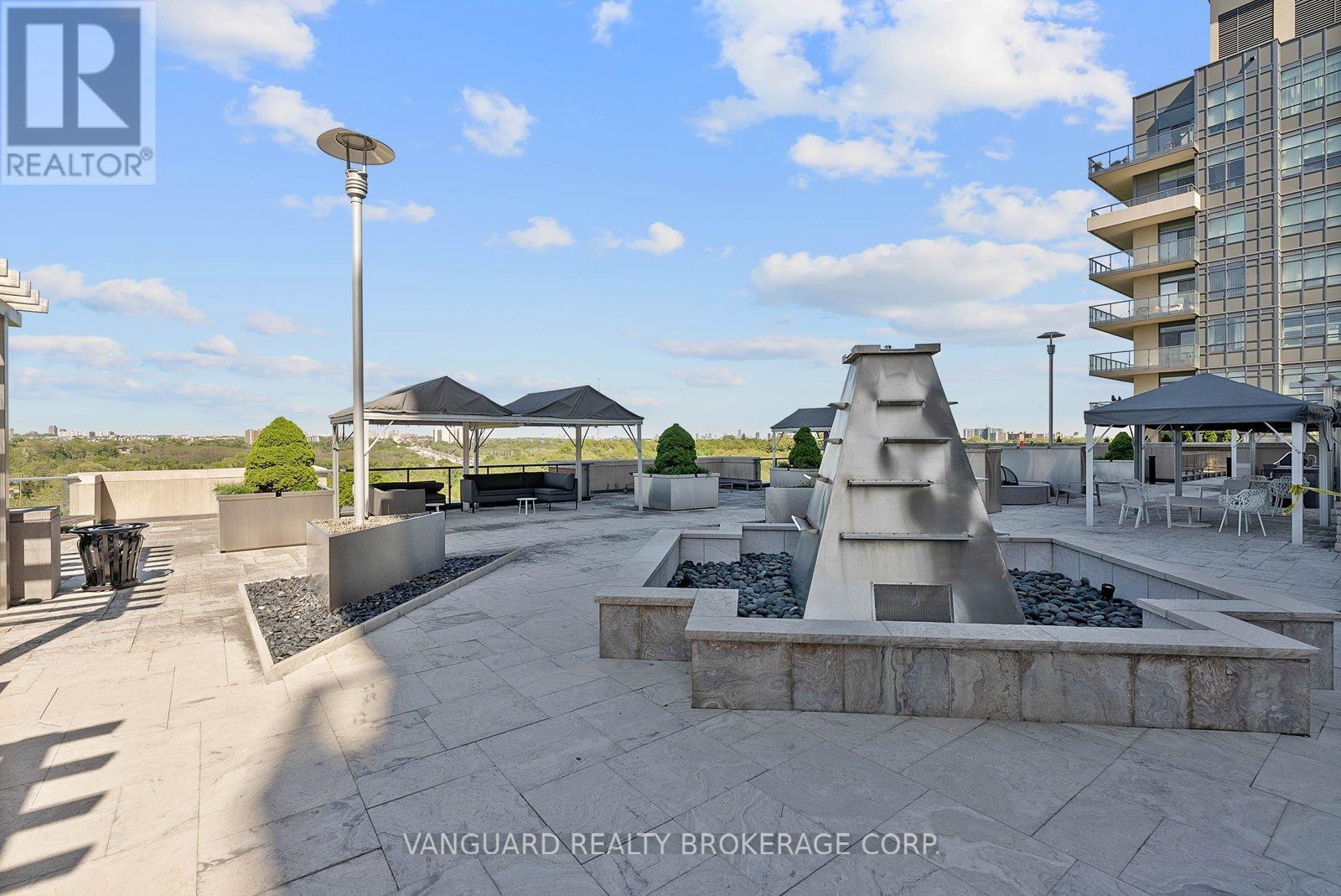 #1404 25 FONTENAY COURT - 49