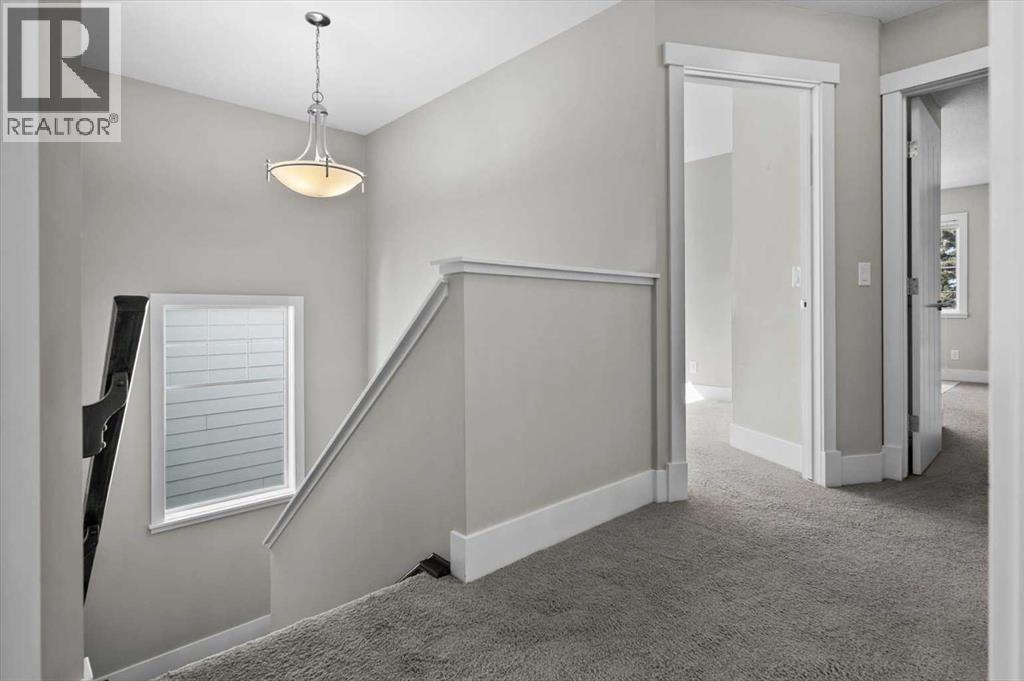 2330 25 Avenue NW - 19