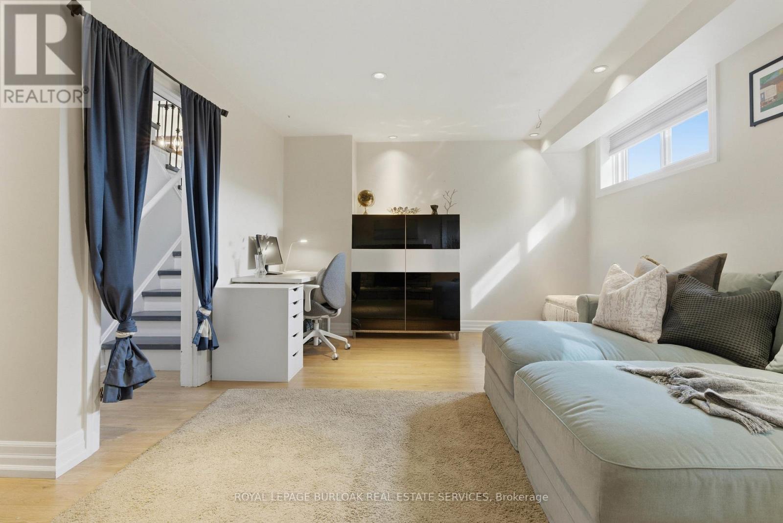 197 BURBANK STREET - 20