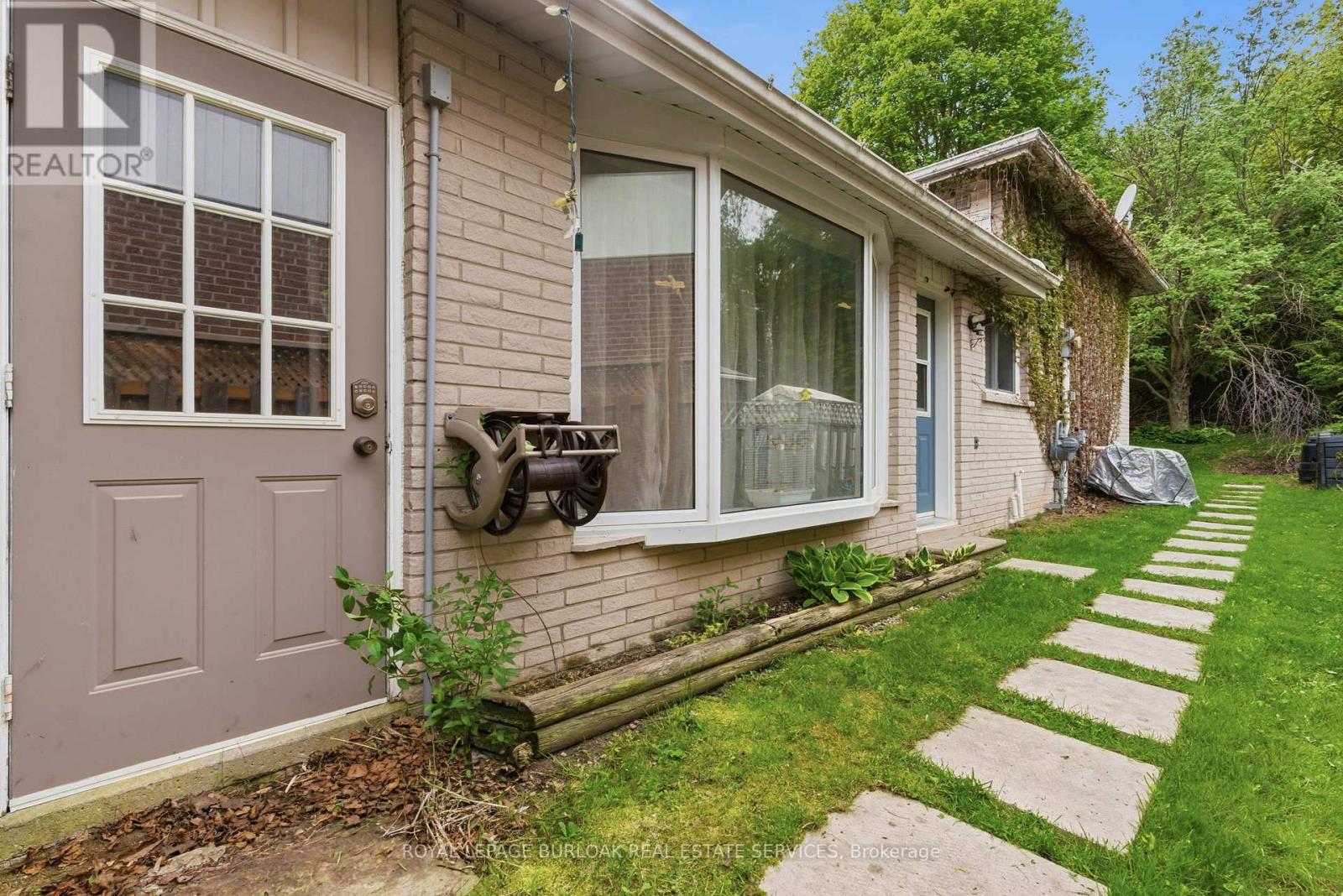 197 BURBANK STREET - 31