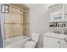 560 Indian Grove, Toronto, ON M6P2J4 Photo 41