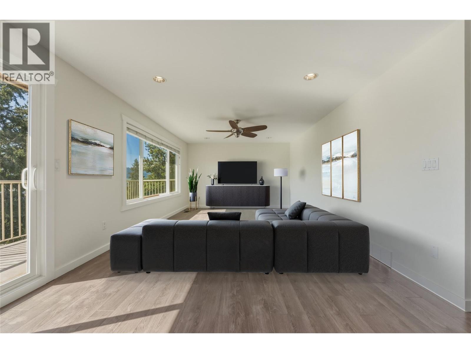  6576 Southwind Road Road, Vernon