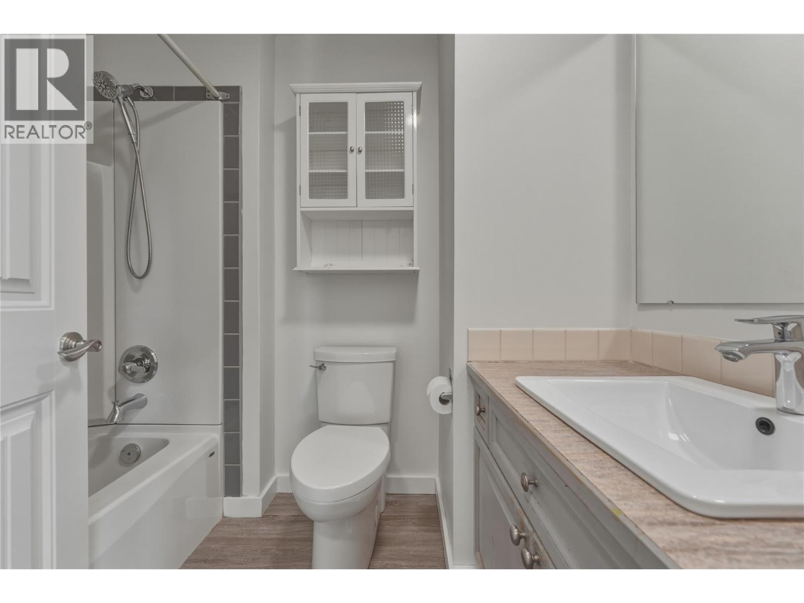  6576 Southwind Road Road, Vernon