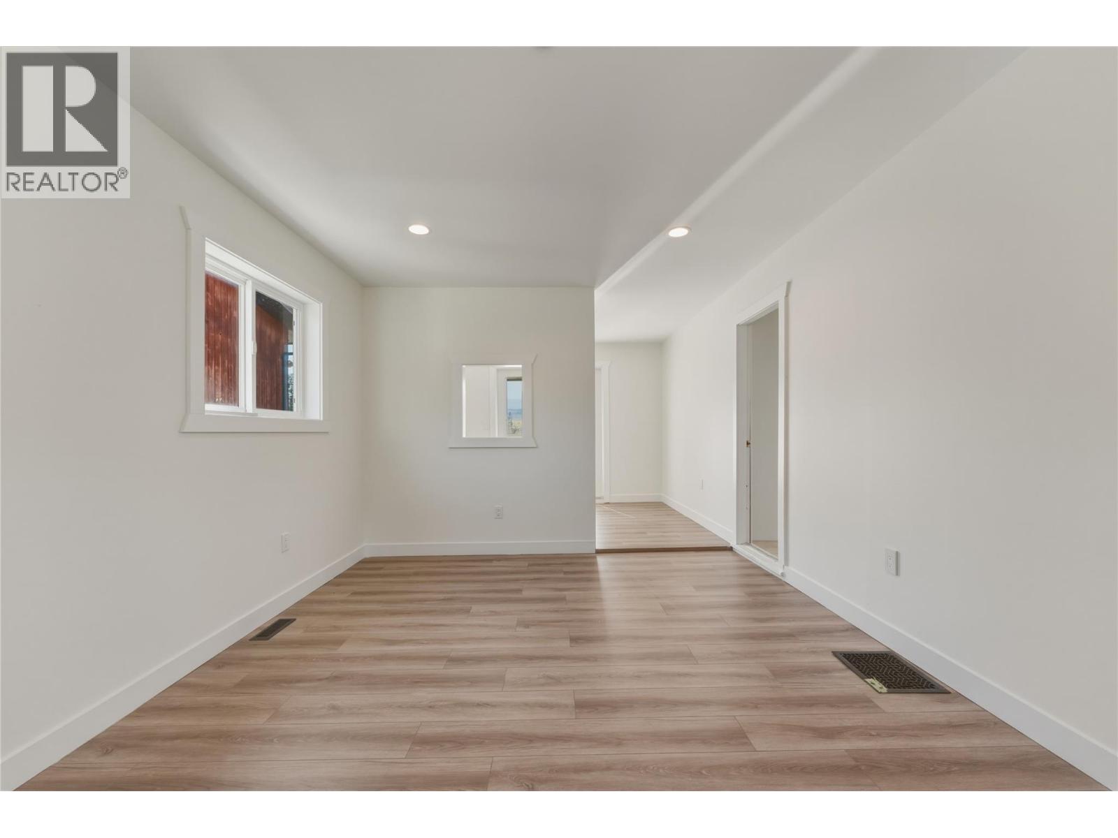  6576 Southwind Road Road, Vernon