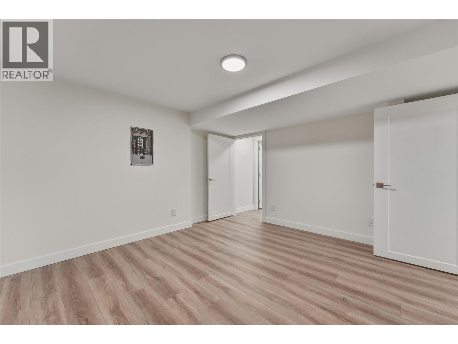 6576 Southwind Road Road, Vernon