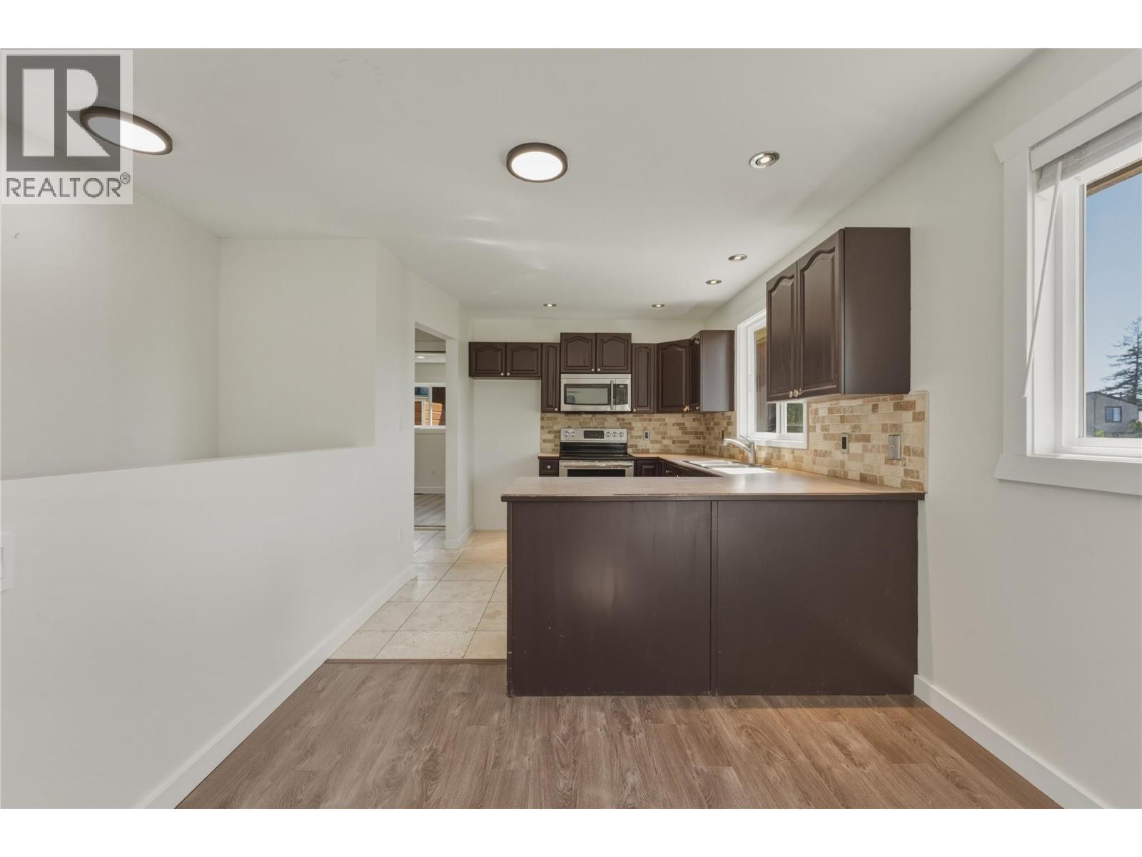  6576 Southwind Road Road, Vernon