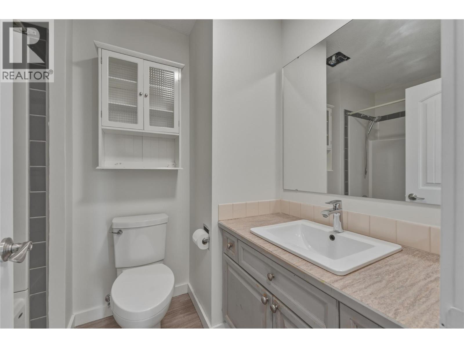  6576 Southwind Road Road, Vernon