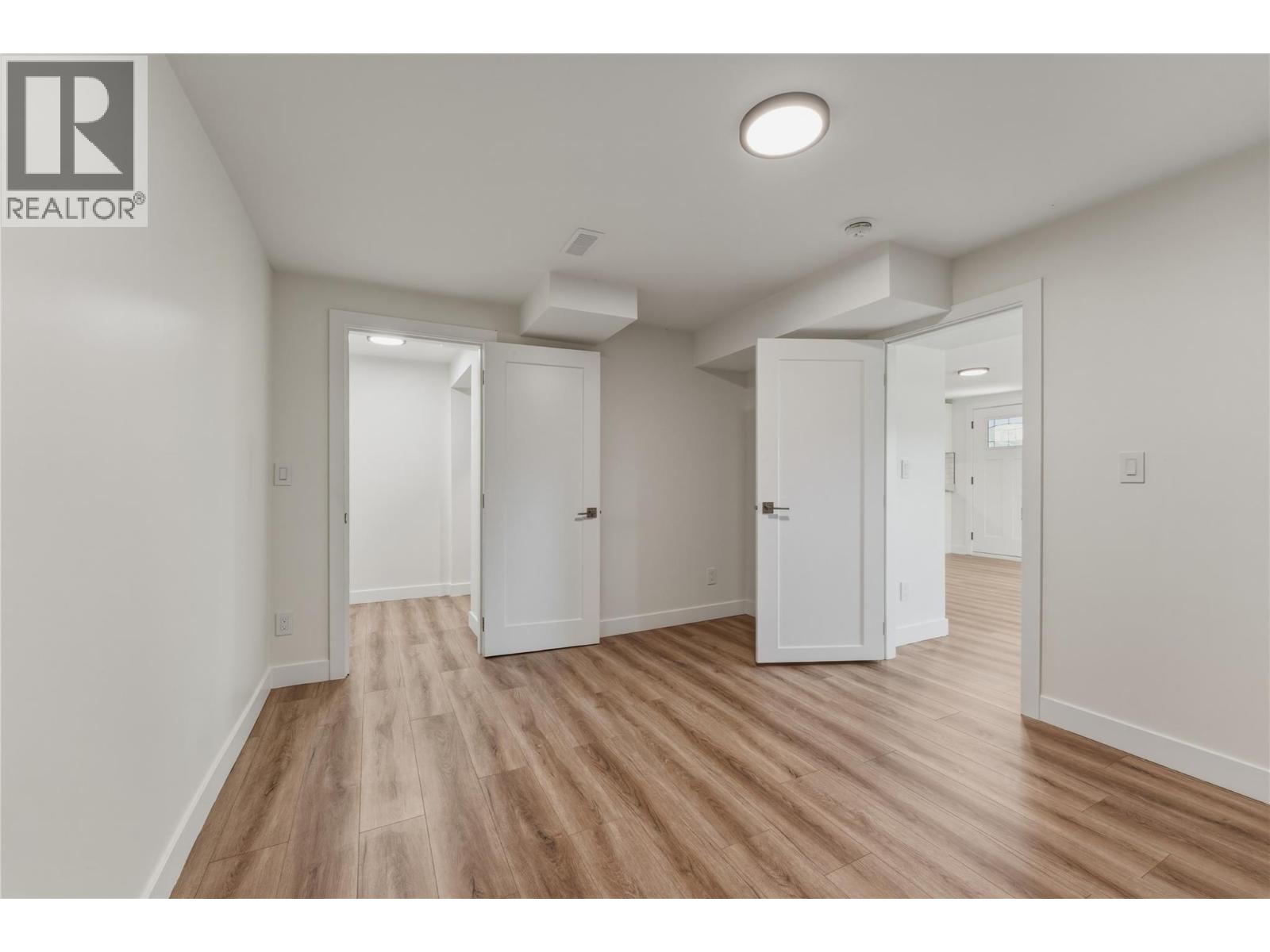  6576 Southwind Road Road, Vernon