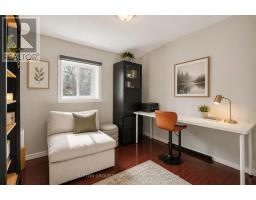 560 Indian Grove, Toronto, ON M6P2J4 Photo 40